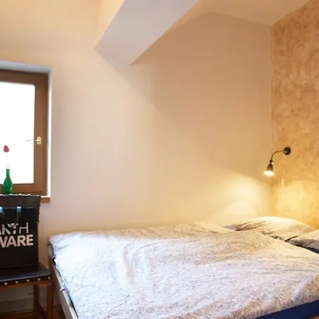 Mitte Hostel *